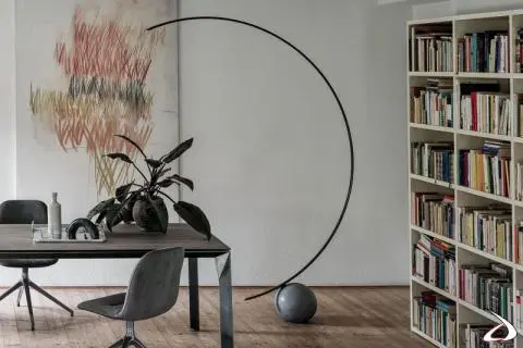 Circle floor lamp of high design