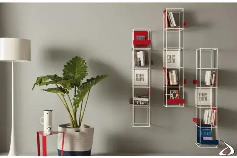 Libreria verticale alta sospesa in metallo Libro