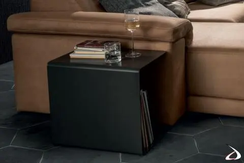 Tavolino uso vassoio per divano Flow Joke