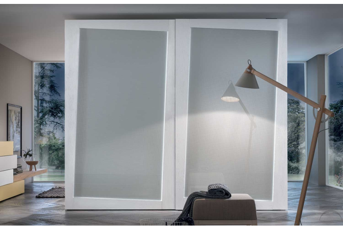 Armadio di design 2 ante scorrevole in vetro con cornice in legno frassino bianco