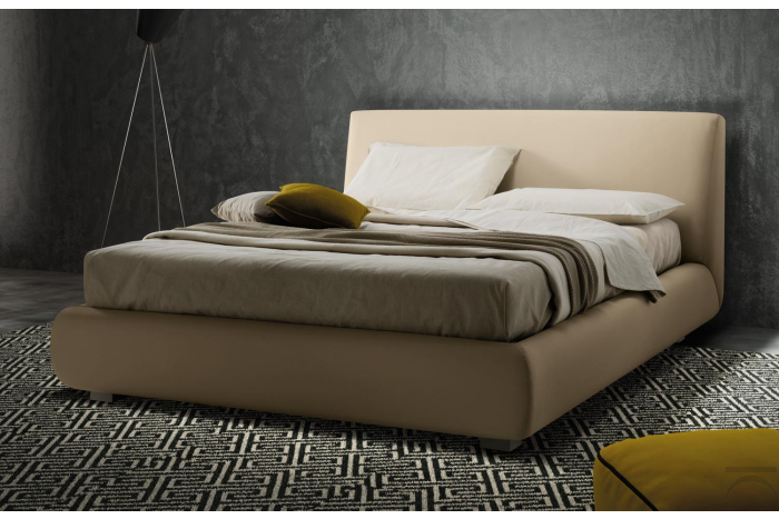 Letto matrimoniale imbottito con contenitore in ecopelle