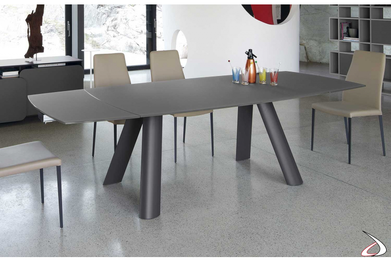 Tavolo di design allungabile in cristallo grigio opaco acidato