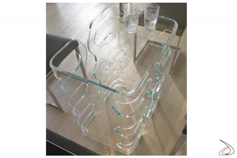 Tavolo moderno in vetro con basamento centrale
