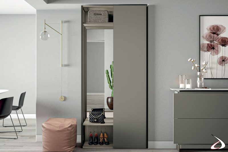 1 door sliding wardrobe with internal shelves and mirror
