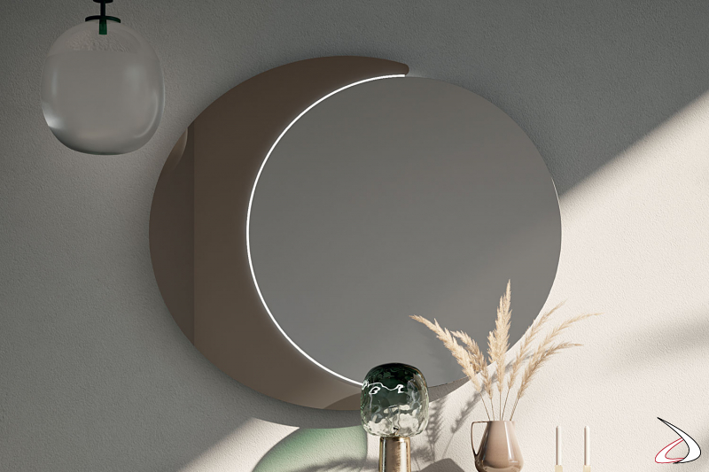 Specchio rotondo di design con cornice bronzata e illuminazione led