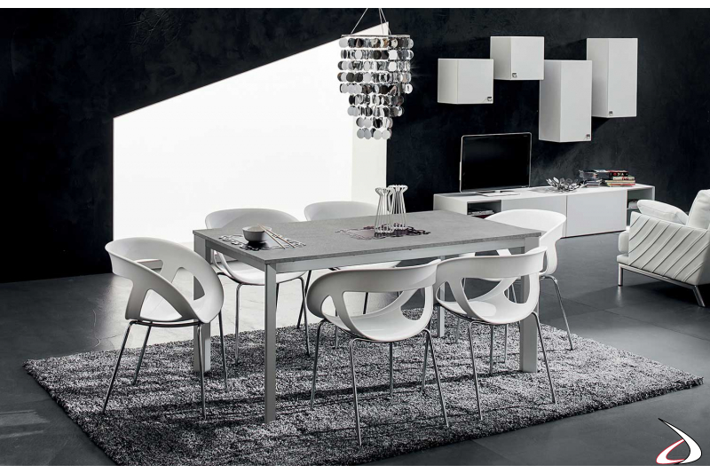 Tavolo rettangolare con struttura in alluminio laccata bianca e piano porfido grigio
