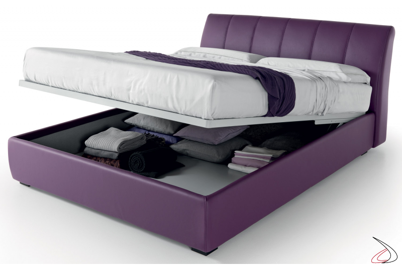 Double bed with container