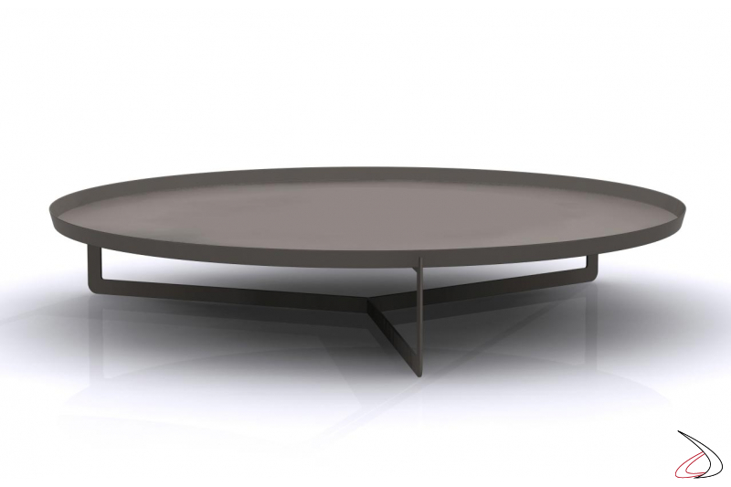 Tavolino design basso con top a forma di vassoio