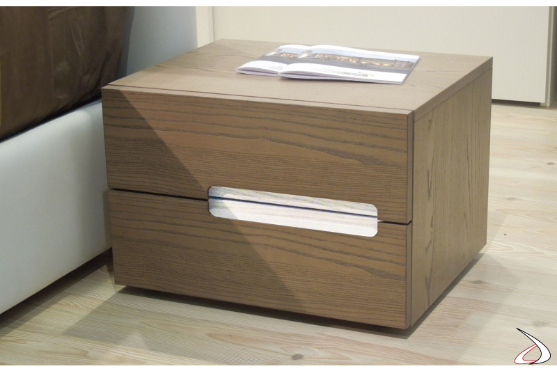  Contemporary wooden nightstand with 2 drawers
