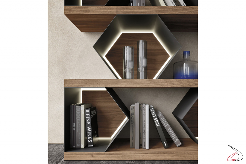 Libreria moderna di design componibile con esagoni retroilluminati e mensole in legno
