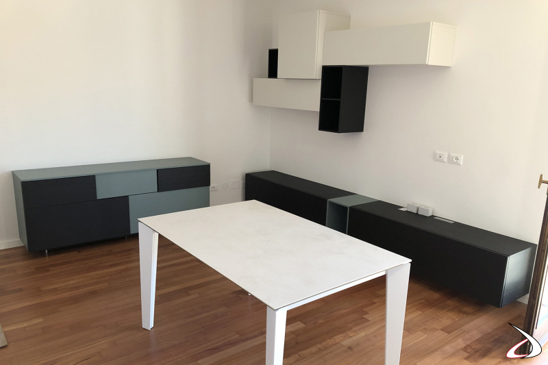 Living room furniture with wall unit, sideboard and extendable table with ceramic top