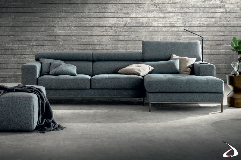 Design sofa with peninsula, reclining headrests and quilted pull-out seats