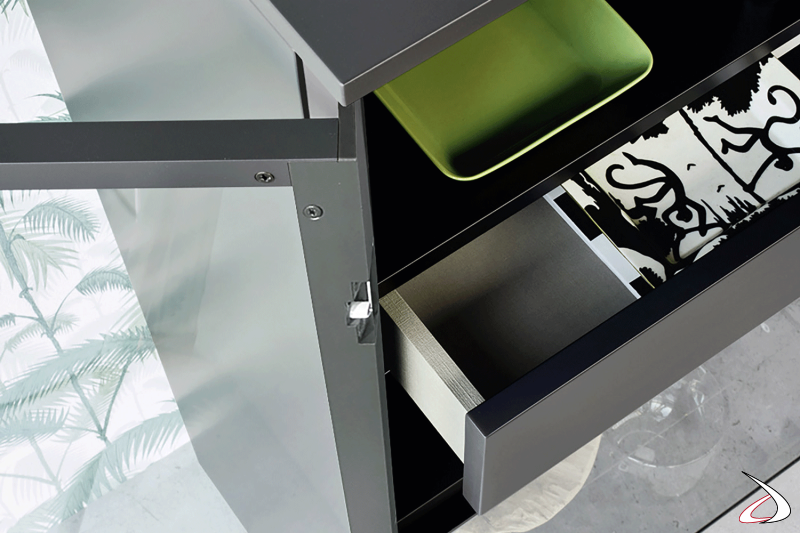 Vetrina moderna di design con cassetto interno porta posate
