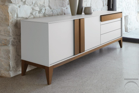 Madia in legno di  design con ante e cassetti