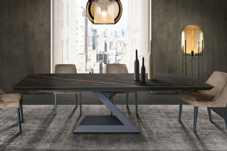 Tavolo fisso moderno di lusso con basamento centrale a zeta e piano in ceramica noir desir