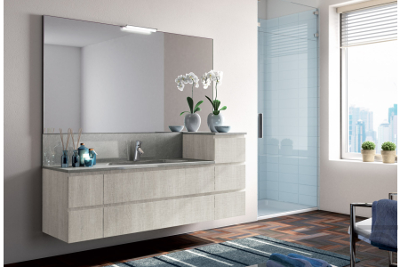 Bagno moderno sospeso con cassetti e specchiera