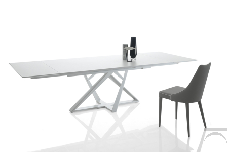 Tavolo bianco di design allungabile con piano in cristallo velvet antigraffio