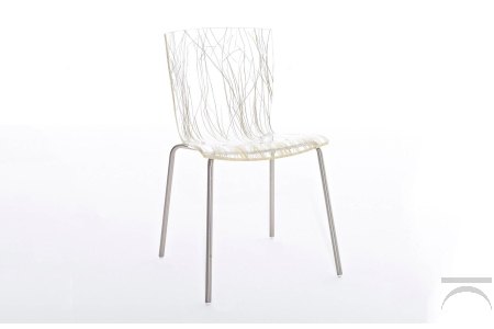 Sedia di design trasparente effetto erba con gambe in acciaio grigio alluminio