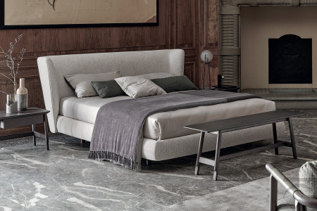 Letto sospeso king size con testiera alta imperiale con alette laterali