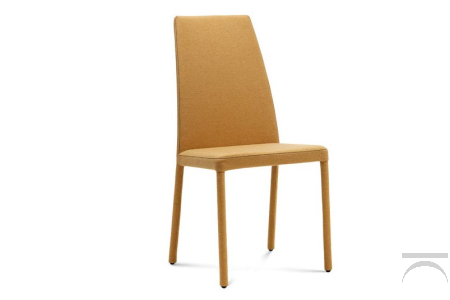 Sedia design colorata con schienale alto 
