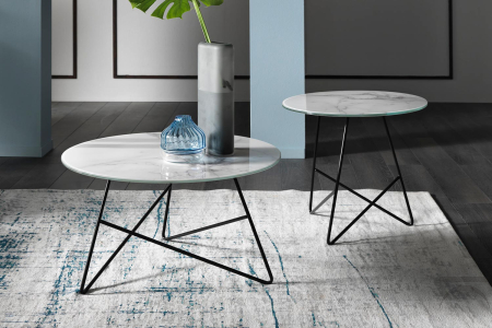 Tavolini in marmo bianco moderni ed eleganti