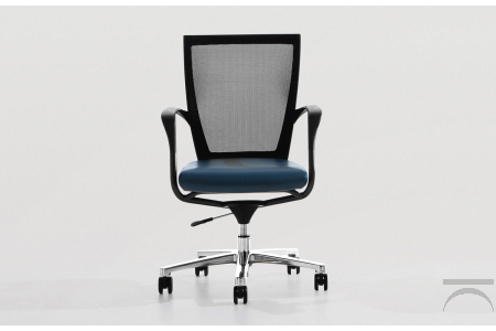 Poltrona ufficio direzionale di design con braccioli e schienale in rete nera