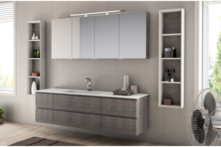 Bagno moderno sospeso con pensili a giorno e specchiera contenitore