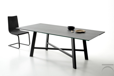 Tavolo fisso in ceramica di design da soggiorno con basamento poggiapiedi