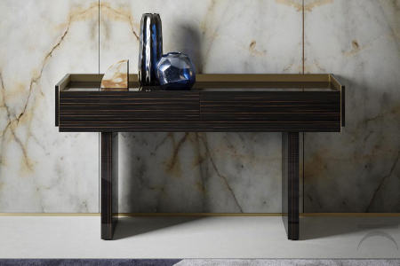 Elegante consola de despacho presidencial en madera de ébano pulida con perfiles de aluminio en color latón