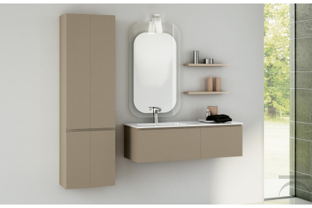Arredo bagno moderno con colonna e mensole