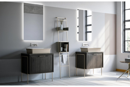 Arredo bagno classico moderno con gambe in metallo e specchio retroilluminato