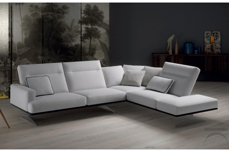 Divano ad angolo di design con schienali reclinabili