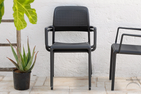 Sedia con braccioli bora da giardino