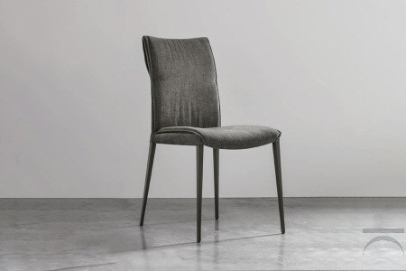 sedia dal design ricercato nora
