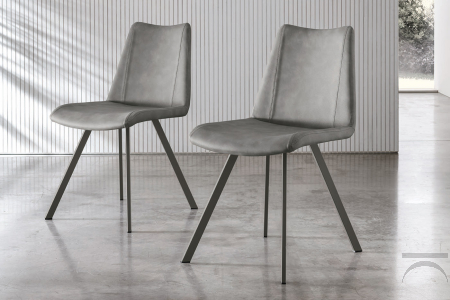 Sedia Zenda con struttura in metallo Antracite e seduta in Ecopelle Vintage 1009