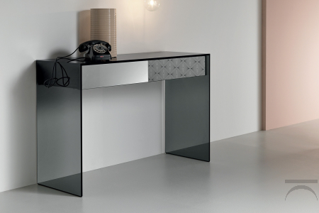 Rectangular console modern and functional design. The elegant glass top encloses a black lacquered wooden drawer with mirror front.

