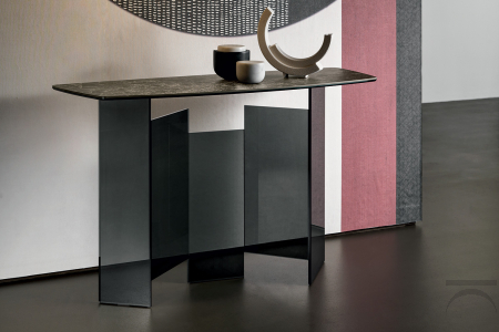 Console with emperador ceramic top and original smoked glass base composed by vertical elements.
