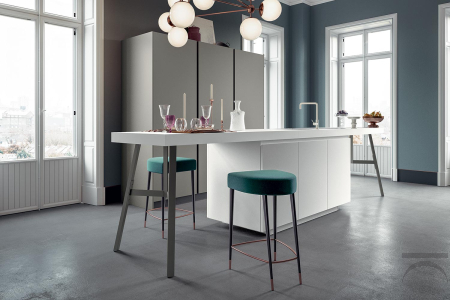 Classic modern kitchen with central island and snack counter top