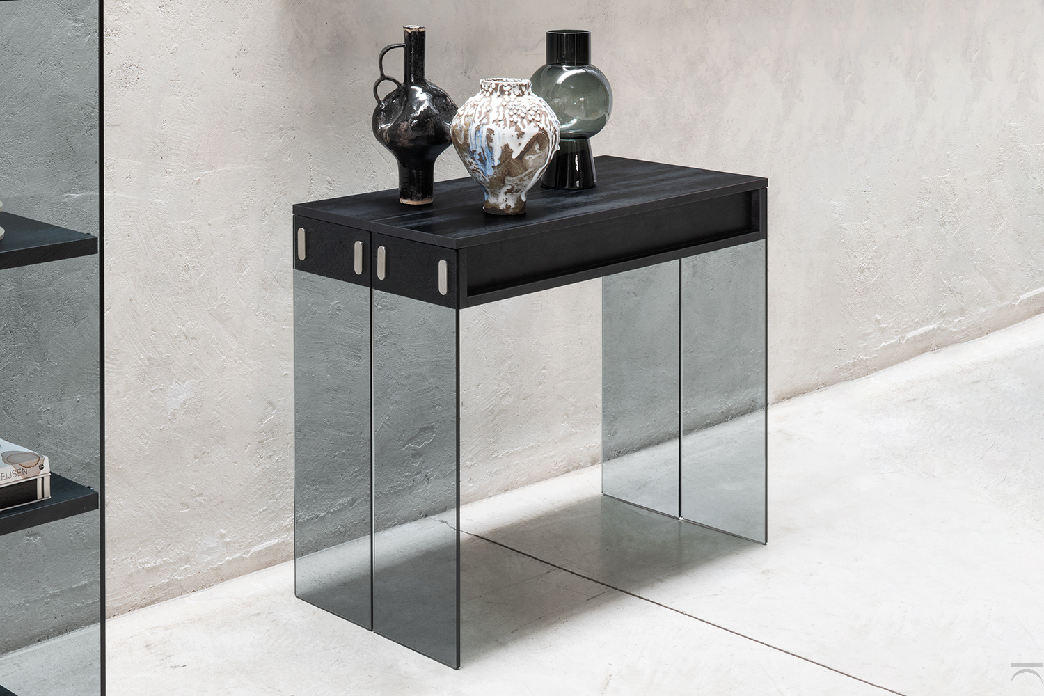 Tavolo Consolle Moderno Con Piano In Vetro Temperato E Gambe Tubolari Metalliche – 114 X 45 X 76 Cm – Design Geometrico Per Soggiorno, Ingresso – Nero - 2