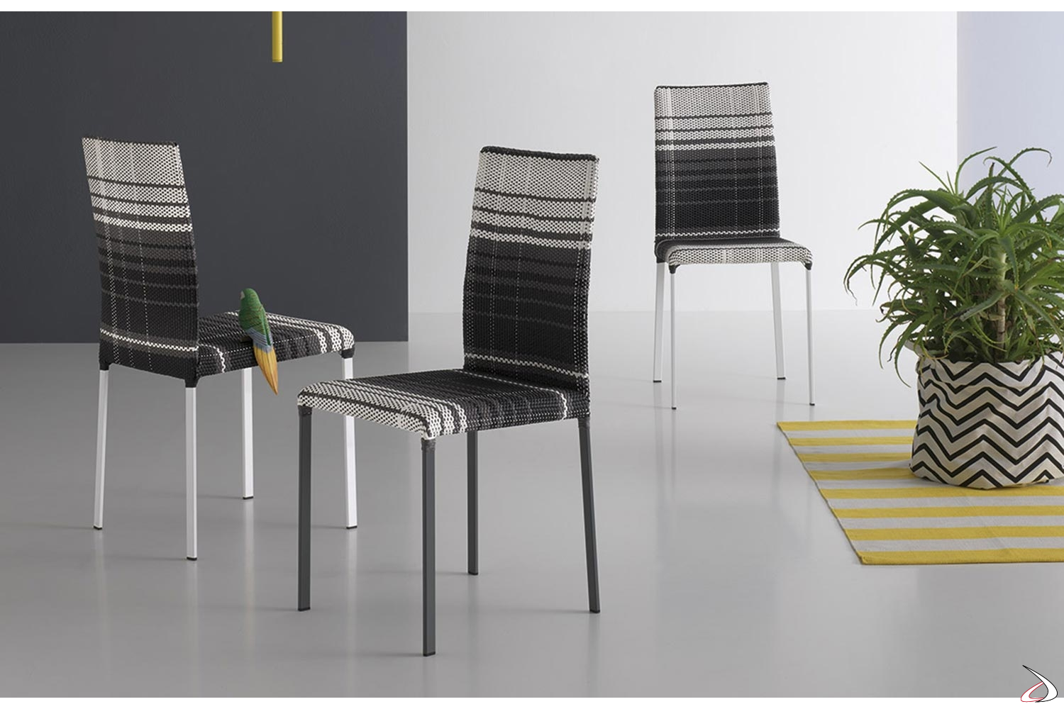 Set di sedie BROOKLYN bianche in ecopelle con struttura in metallo