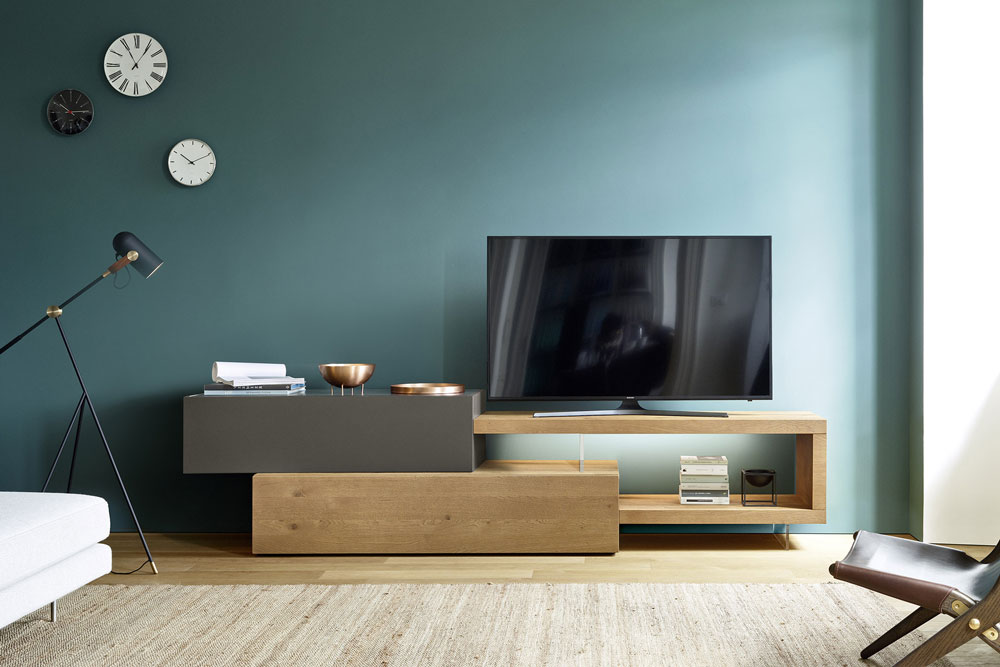 Modernes TV-Möbel im Wohnzimmer