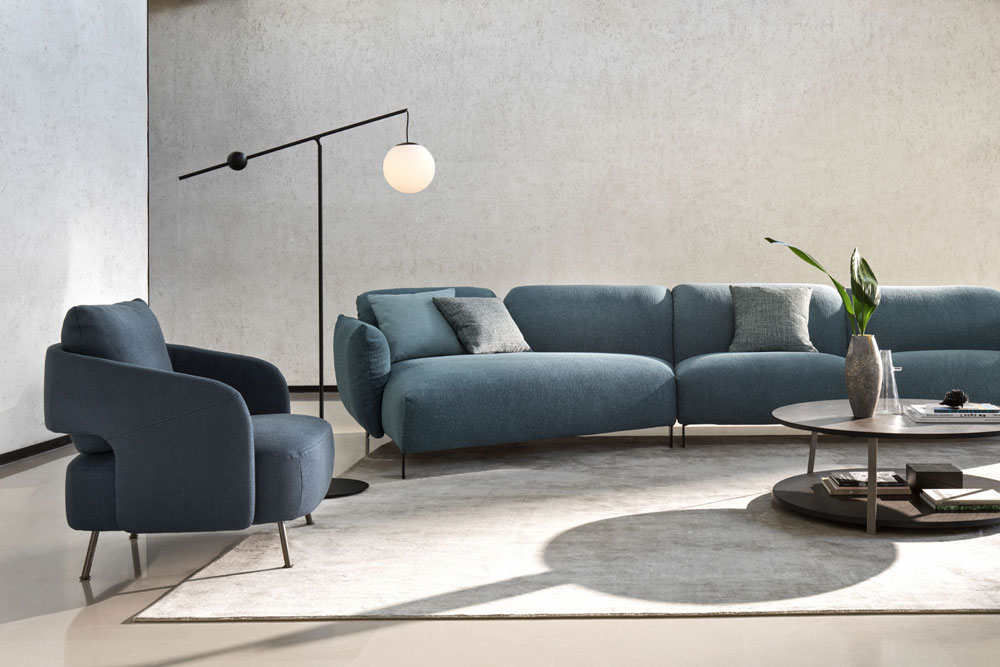 Sessel und Sofa in der gleichen Farbe