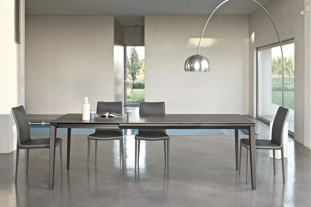 Modern table + modern chairs